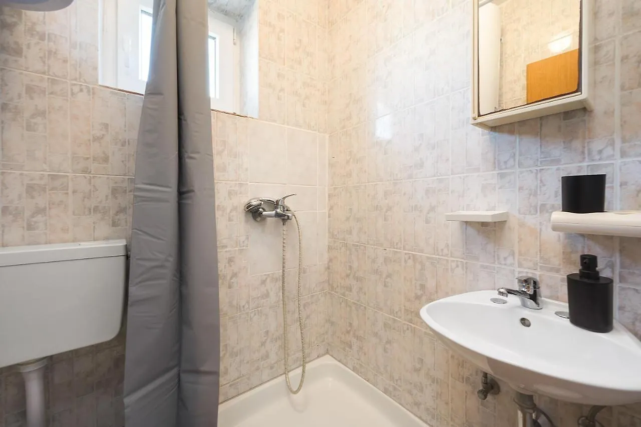 Apartments Suhi Brod Medulin Croatia