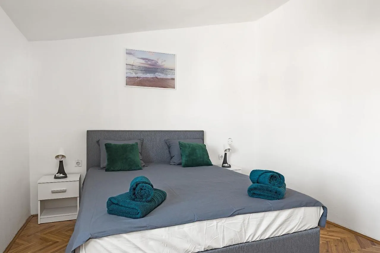 Apartments Suhi Brod Medulin